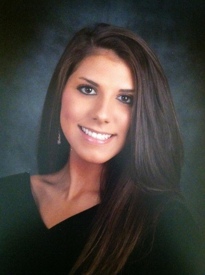 Elise's senior picture