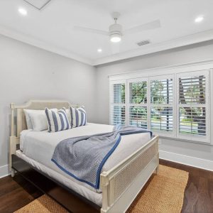 Queen Room (2 Available)