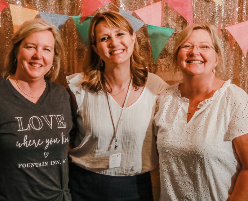 Live-photo-booth-CArol-Julie-and-Frieda