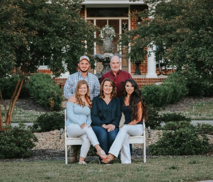 about-whole-family-bench